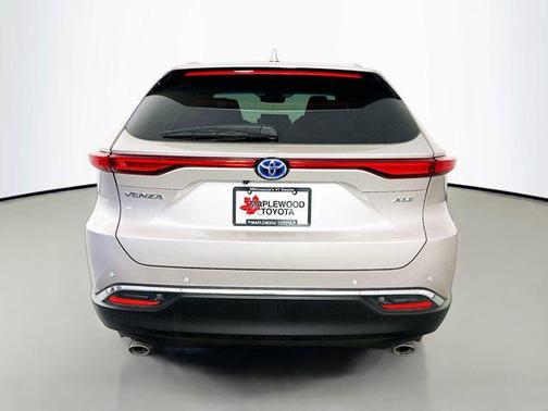 2024 Toyota Venza XLE