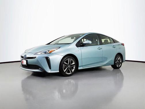 2019 Toyota Prius XLE