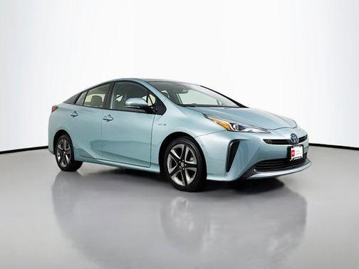 2019 Toyota Prius XLE