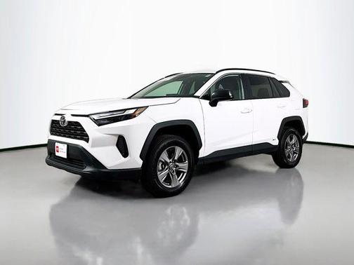 Ice Cap 2025 Toyota RAV4 Hybrid LE