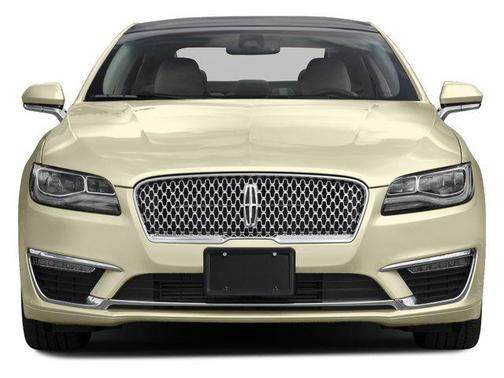 White Platinum Metallic Tri-Coat 2017 Lincoln MKZ Base
