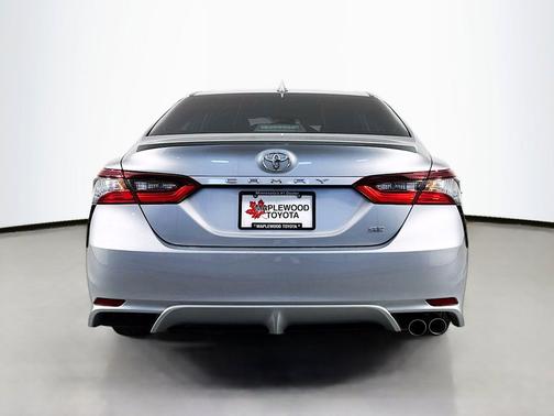 Celestial Silver Metallic 2022 Toyota Camry SE