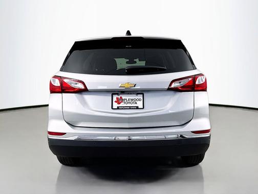 Silver Ice Metallic 2020 Chevrolet Equinox 1LT