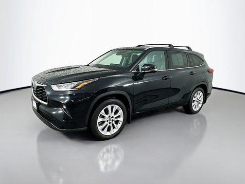 2022 Toyota Highlander Limited
