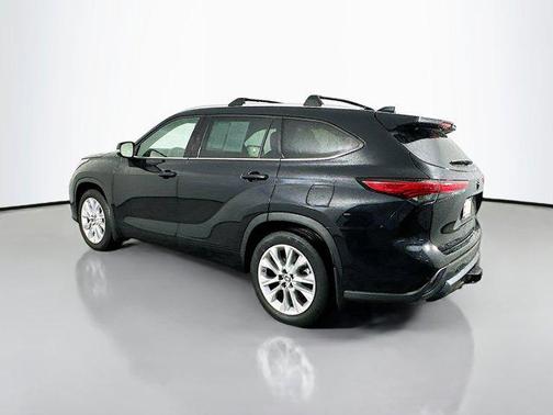 2022 Toyota Highlander Limited