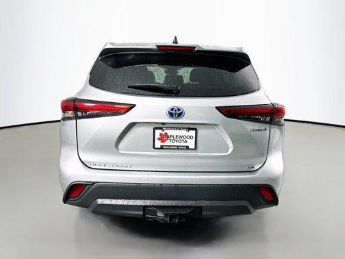 2023 Toyota Highlander Hybrid LE