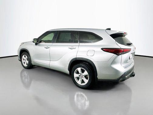 2023 Toyota Highlander Hybrid LE