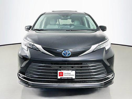2024 Toyota Sienna Limited 7-Passenger