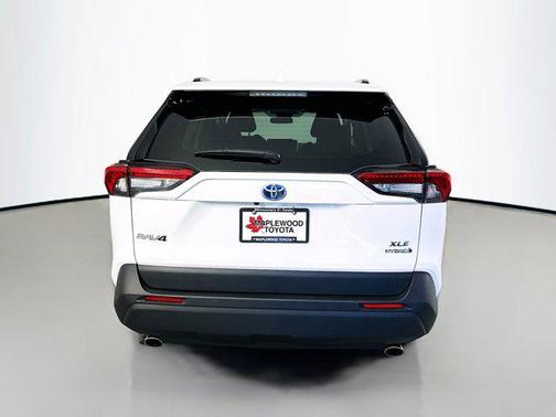 2024 Toyota RAV4 Hybrid XLE