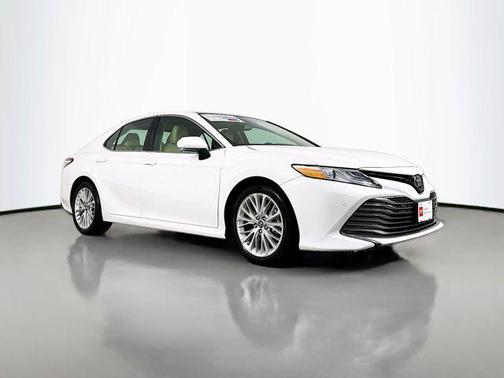 2018 Toyota Camry XLE