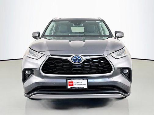 2024 Toyota Highlander Hybrid Platinum