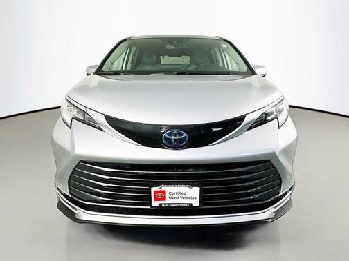 2021 Toyota Sienna Limited 7-Passenger