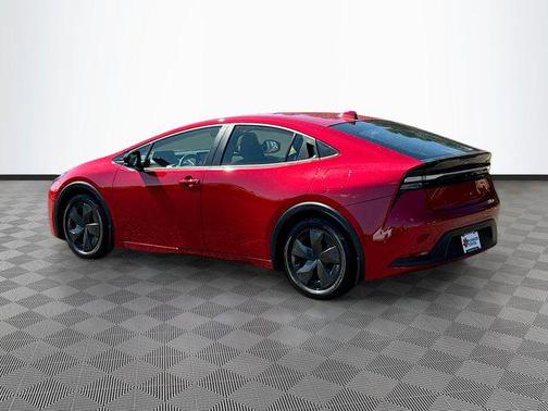 2024 Toyota Prius Prime SE