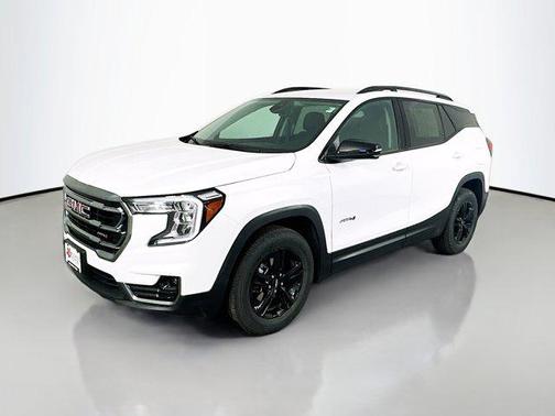 2024 GMC Terrain AWD AT4