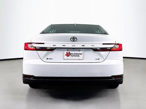 Ice Cap 2025 Toyota Camry LE