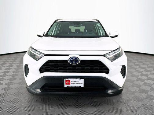 2022 Toyota RAV4 Hybrid XLE