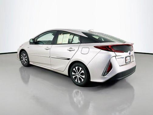 2022 Toyota Prius Prime LE