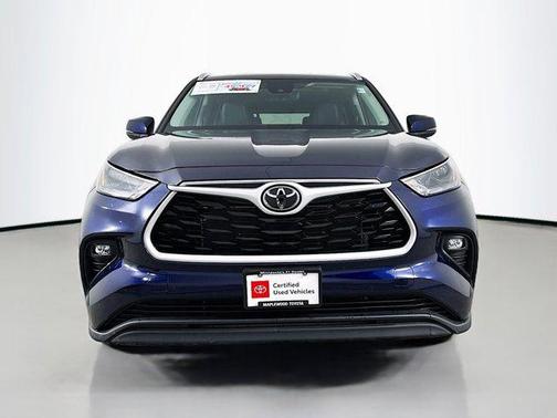 2025 Toyota Highlander XLE
