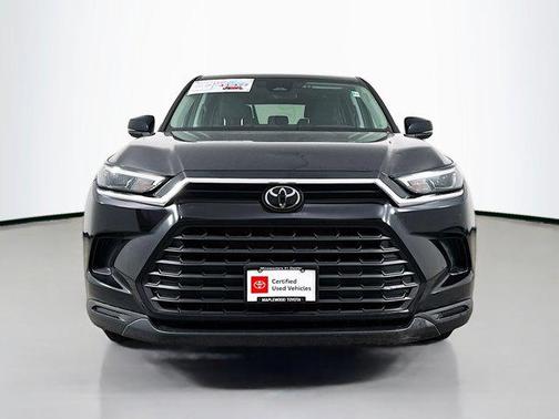 2025 Toyota Highlander LE