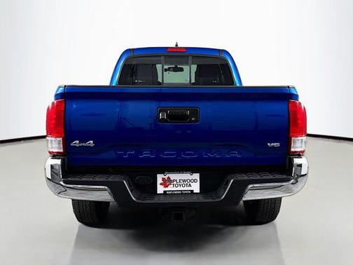 2017 Toyota Tacoma SR5