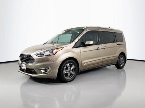 2020 Ford Transit Connect Titanium w/Rear Liftgate