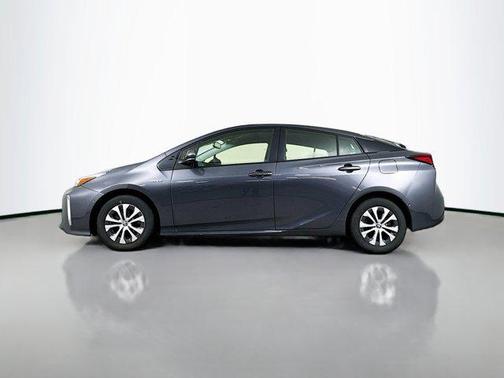 2021 Toyota Prius XLE