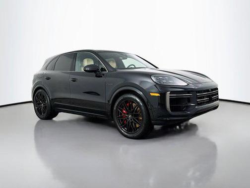 2025 Porsche Cayenne Cayenne Turbo E-Hybrid