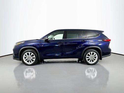 2022 Toyota Highlander Hybrid Limited