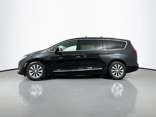 2020 Chrysler Pacifica Touring-L Plus