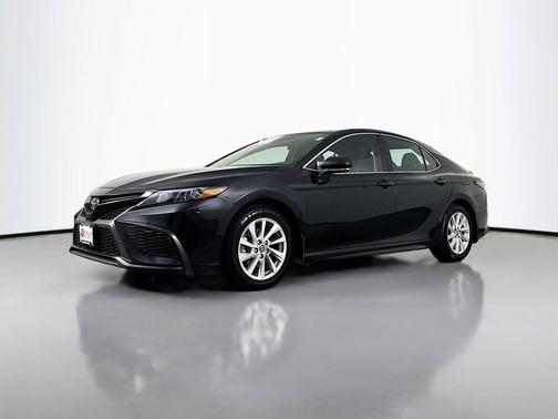 Midnight Black Metallic 2023 Toyota Camry SE
