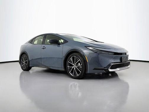 2025 Toyota Prius XLE