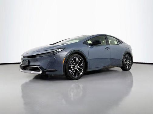 2025 Toyota Prius XLE