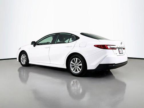 Ice Cap 2025 Toyota Camry LE