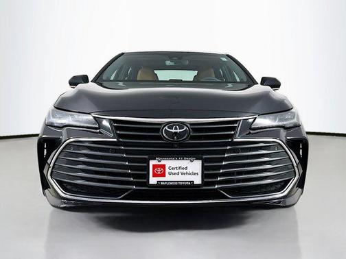 Midnight Black Metallic 2020 Toyota Avalon Limited