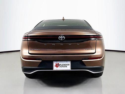 Bronze Age 2026 Toyota Crown Limited