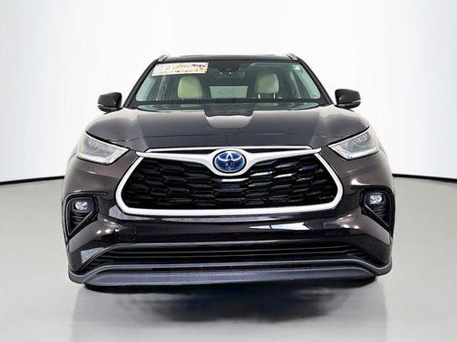 2021 Toyota Highlander Hybrid XLE