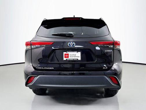 2021 Toyota Highlander Hybrid XLE