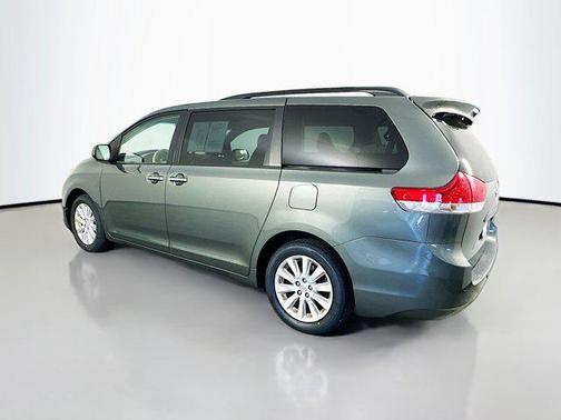 2014 Toyota Sienna XLE