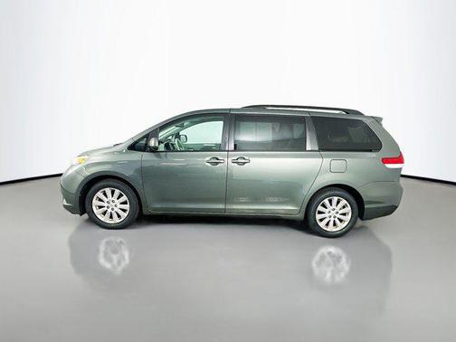 2014 Toyota Sienna XLE