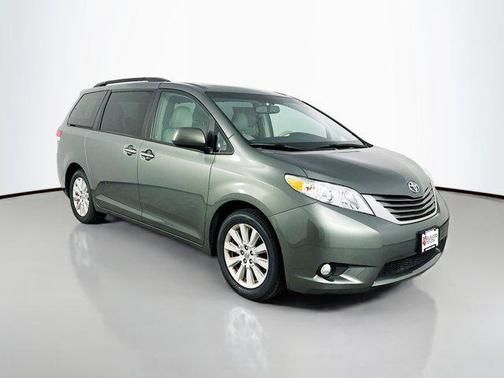 2014 Toyota Sienna XLE