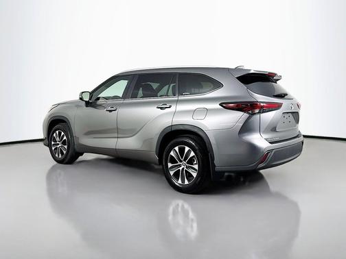 Heavy Metal 2025 Toyota Highlander XLE