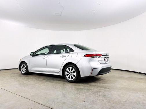 Classic Silver Metallic 2024 Toyota Corolla LE