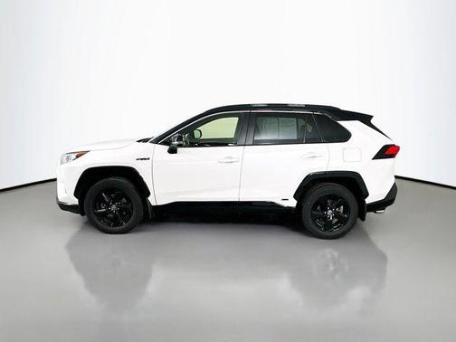 2020 Toyota RAV4 Hybrid SE
