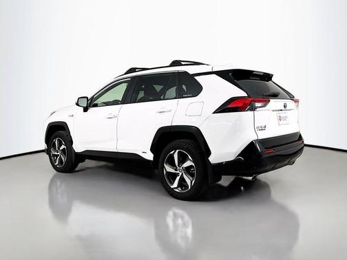 Ice Cap 2024 Toyota RAV4 Prime SE