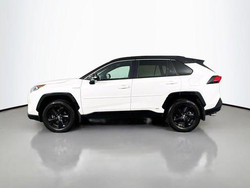 2020 Toyota RAV4 Hybrid SE