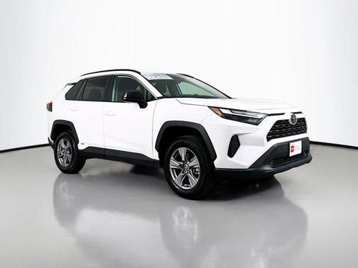 Ice Cap 2025 Toyota RAV4 Hybrid LE
