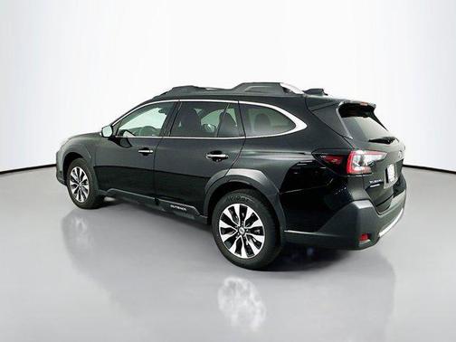 2023 Subaru Outback Touring
