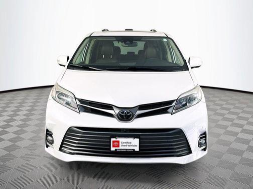 2019 Toyota Sienna Limited Premium