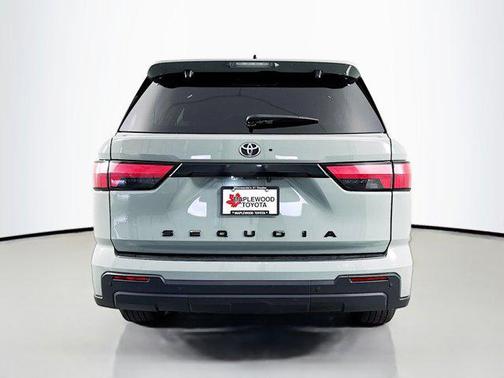 2023 Toyota Sequoia SR5