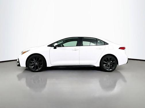 Ice 2025 Toyota Corolla SE